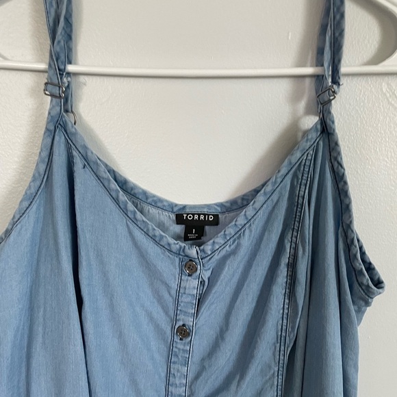 Torrid Light Blue Denim light weight dress size 1 - Picture 2 of 5
